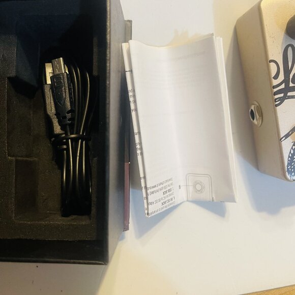 Outlaw Effects Lasso Looper Pedal! Great compact loop station. Great shape! - Picture 2 of 4